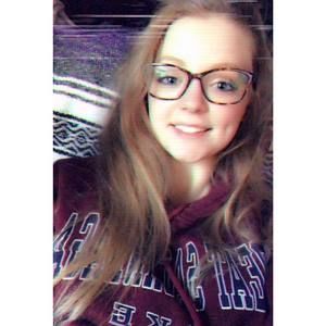 Meet your Posher, Alyssa